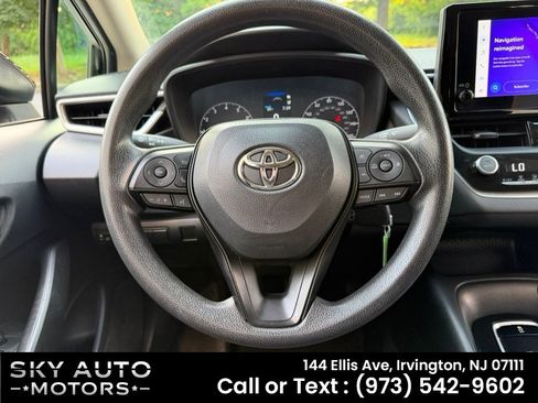 Used 2023 Toyota Corolla LE FWD image 8