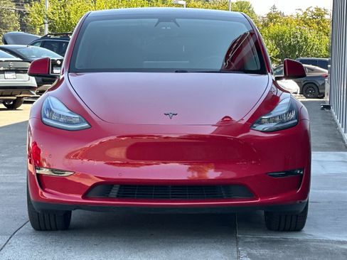Used 2020 Tesla Model Y Long Range AWD/4WD image 8