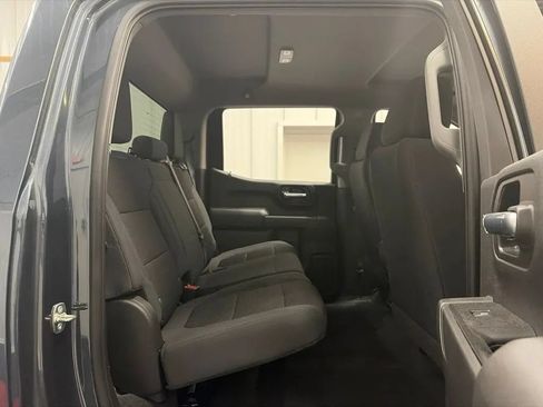 Used 2020 Chevrolet Silverado 1500 Custom w/ Custom Value Package AWD/4WD image 19