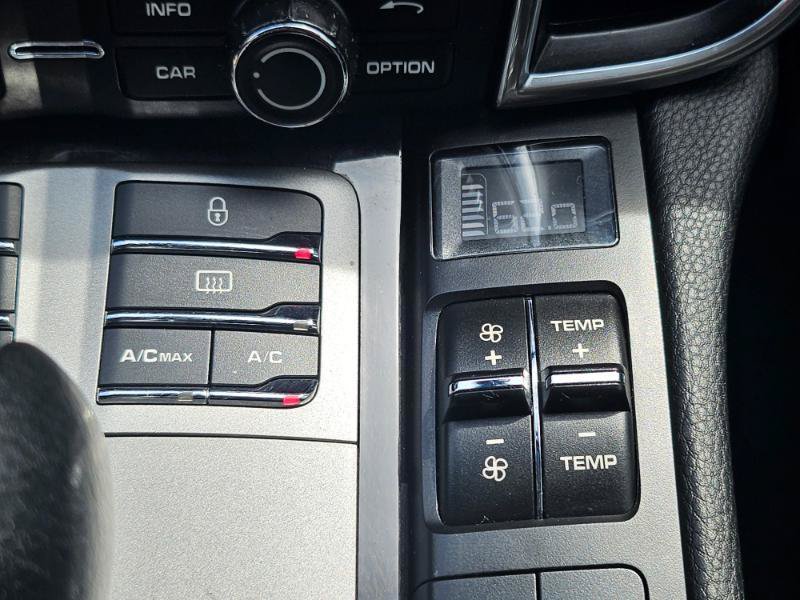 Used 2013 Porsche Panamera S RWD image 55