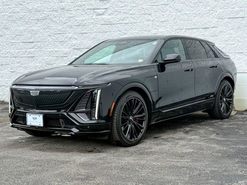 New 2026 Cadillac Lyriq V w/ LPO, Floor Liner Package image 3