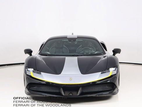 Used 2022 Ferrari SF90 Stradale image 10