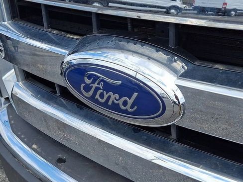 Used 2017 Ford F150 XLT AWD/4WD image 9