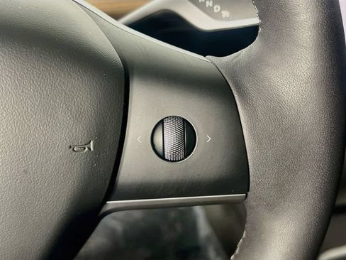 Used 2023 Tesla Model 3 Standard Range RWD image 17