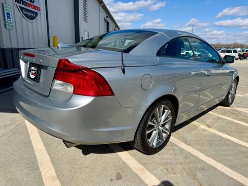 Used 2011 Volvo C70 T5 image 8