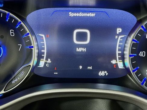 New 2026 Chrysler Pacifica Select w/ S Appearance Package FWD image 12