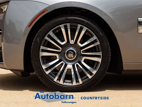 Used 2022 Rolls-Royce Ghost w/ Ghost Package AWD/4WD image 59