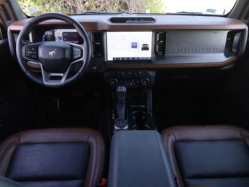 Used 2024 Ford Bronco Outer Banks AWD/4WD image 22