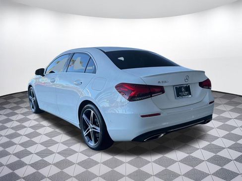 Used 2021 Mercedes-Benz A 220 image 3