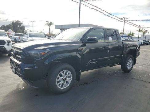 New 2026 Toyota Tacoma SR5 image 7