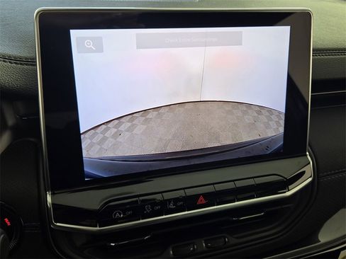 New 2026 Jeep Compass Latitude image 15