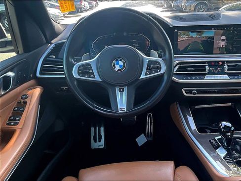 Used 2022 BMW X5 xDrive40i w/ M Sport Package image 7