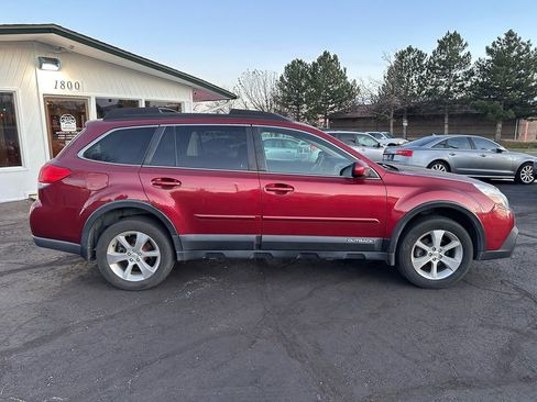 Used 2014 Subaru Outback 2.5i Limited w/ Moonroof Package image 2