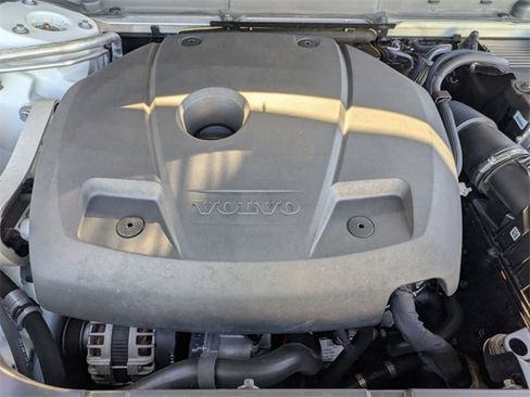 Used 2021 Volvo XC60 T5 Inscription w/ Advanced Package image 31