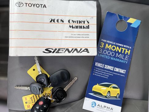 Used 2008 Toyota Sienna XLE Limited AWD/4WD image 35