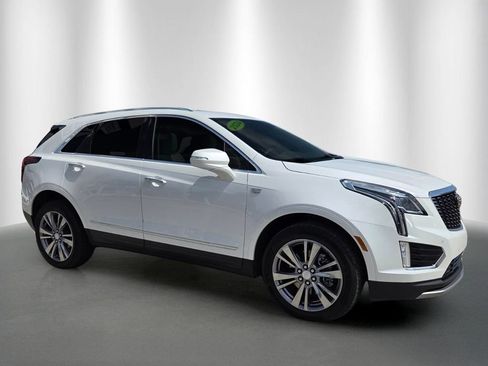 Used 2024 Cadillac XT5 Premium Luxury FWD image 2