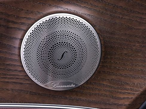 Used 2022 Mercedes-Benz E 350 Sedan image 4