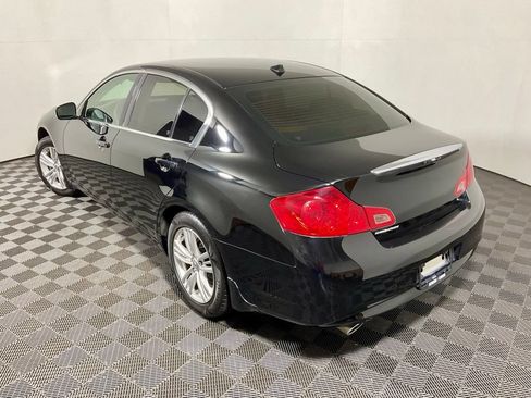 Used 2013 INFINITI G37 Journey RWD image 10