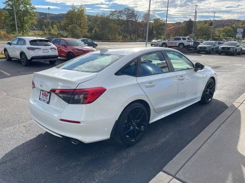 Used 2023 Honda Civic Sport image 4