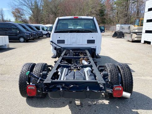 New 2024 Ford F550 4x4 Regular Cab Super Duty image 4