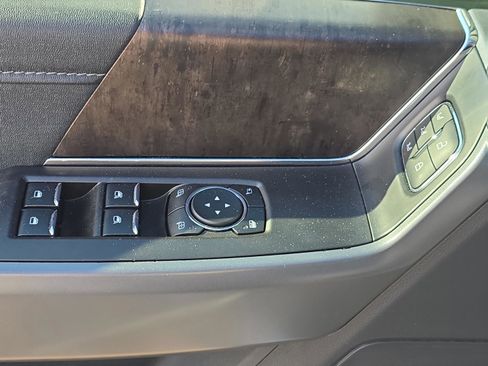 Used 2022 Ford F150 Lariat w/ Tow Technology Package image 21