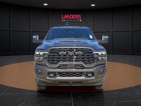 New 2026 RAM 2500 Limited AWD/4WD image 4