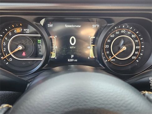 Used 2025 Jeep Wrangler Unlimited Rubicon 392 image 22