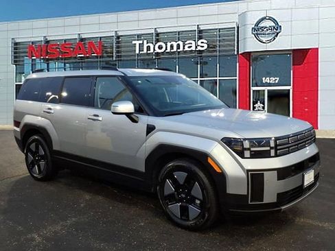 Used 2025 Hyundai Santa Fe SEL image 1