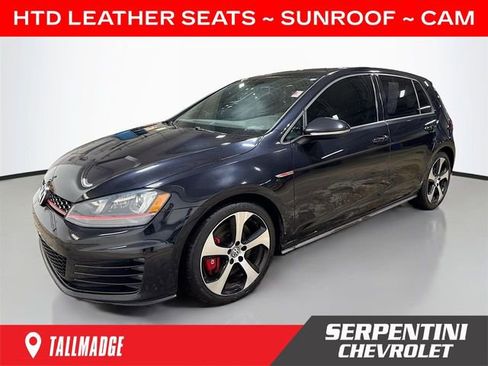 Used 2017 Volkswagen GTI SE image 1