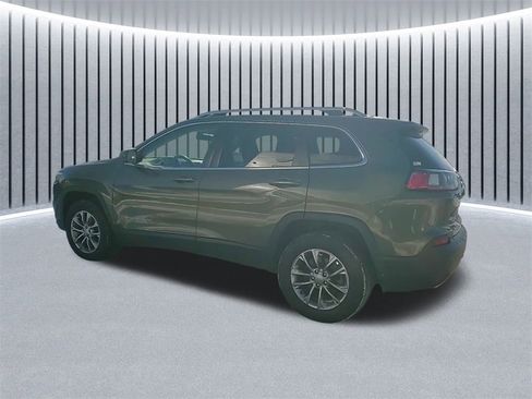 Used 2020 Jeep Cherokee Latitude Plus w/ Cold Weather Group image 13