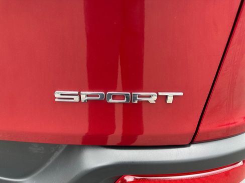 Used 2015 Jeep Cherokee Sport w/ Cold Weather Group AWD/4WD image 9