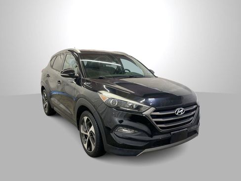 Used 2016 Hyundai Tucson Sport image 1
