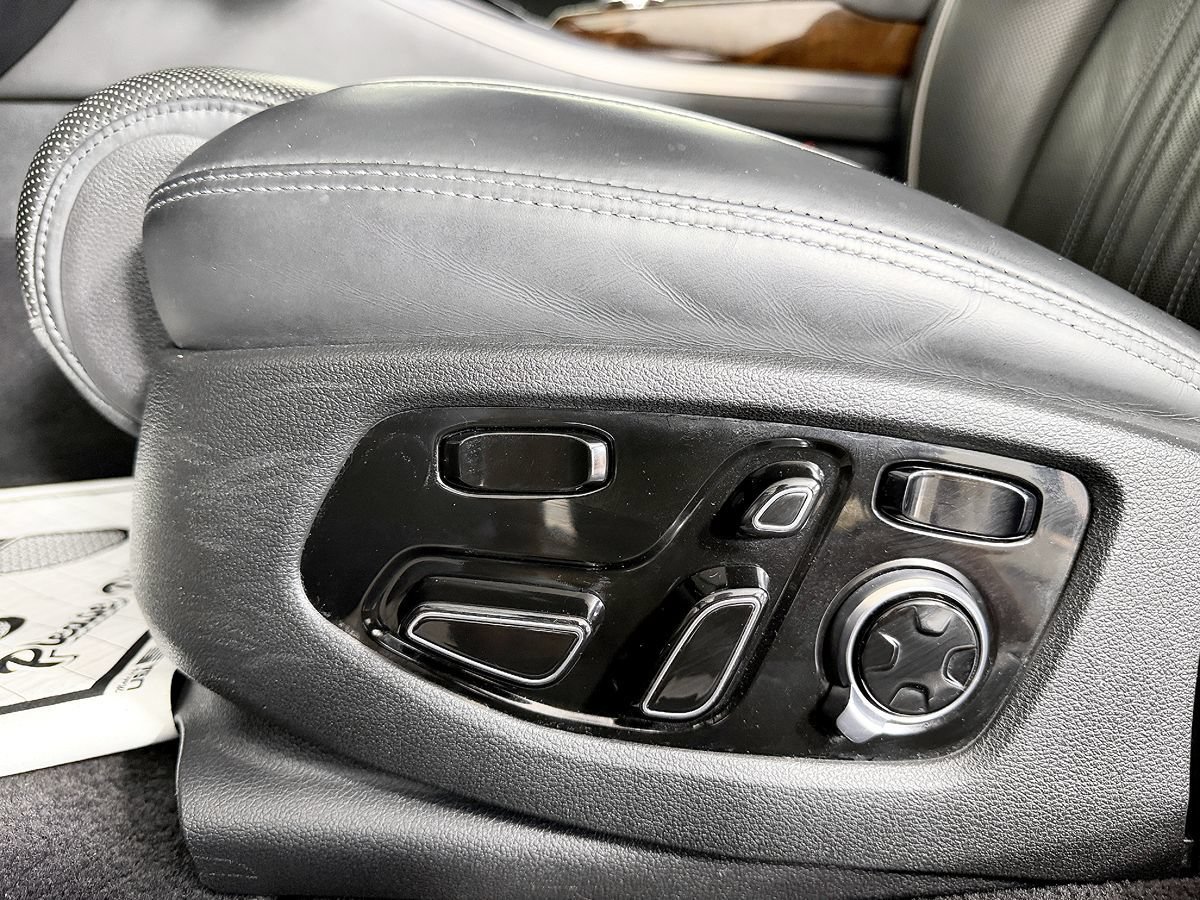 Used 2019 Genesis G90 3.3T Premium AWD/4WD image 35