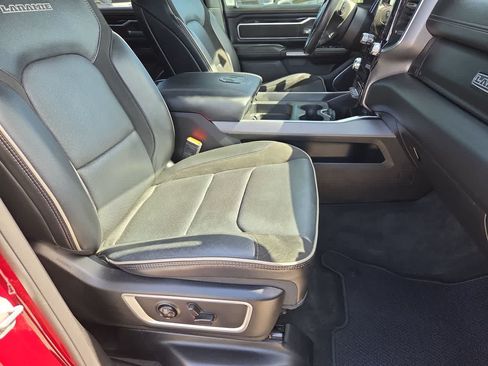 Used 2021 RAM 1500 Laramie w/ Sport Appearance Package AWD/4WD image 22