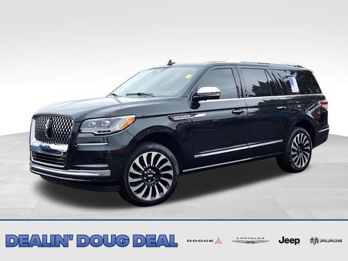 Used 2023 Lincoln Navigator L Black Label image 1