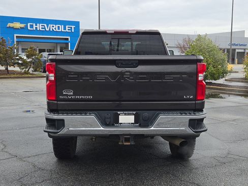 Used 2020 Chevrolet Silverado 2500 LTZ image 9