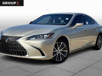 New 2025 Lexus ES 350 w/ Premium Package