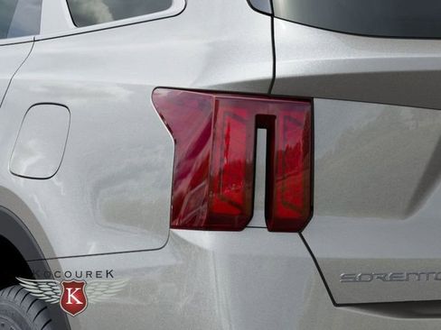 New 2026 Kia Sorento S image 11