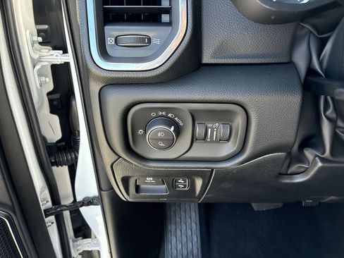 New 2026 RAM 1500 Laramie w/ Laramie Preferred Package AWD/4WD image 19