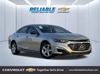 Used 2021 Chevrolet Malibu LS image 1