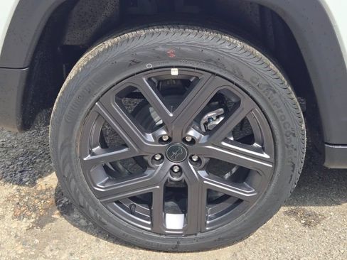 New 2026 Jeep Compass Limited AWD/4WD image 10