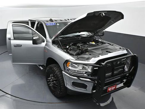 Used 2024 RAM 3500 Tradesman w/ Chrome Appearance Group AWD/4WD image 43