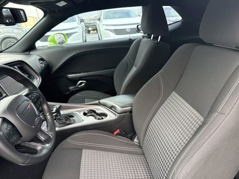 Used 2023 Dodge Challenger SXT w/ Blacktop Package image 5