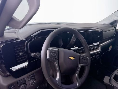 New 2026 Chevrolet Silverado 1500 LT image 11