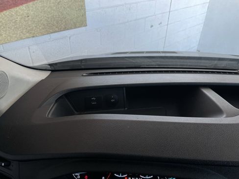 Used 2020 Ford Transit 250 148 High Roof Extended image 29