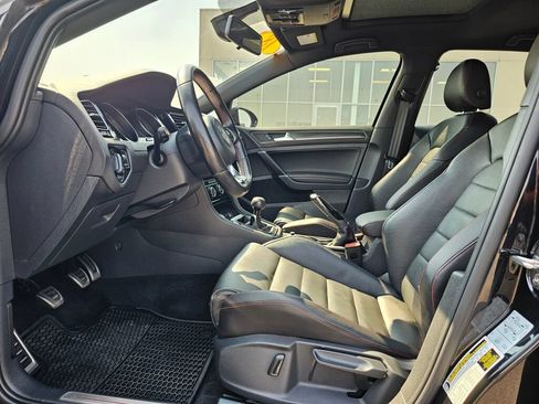 Used 2018 Volkswagen GTI SE w/ SE Leather Package FWD image 12