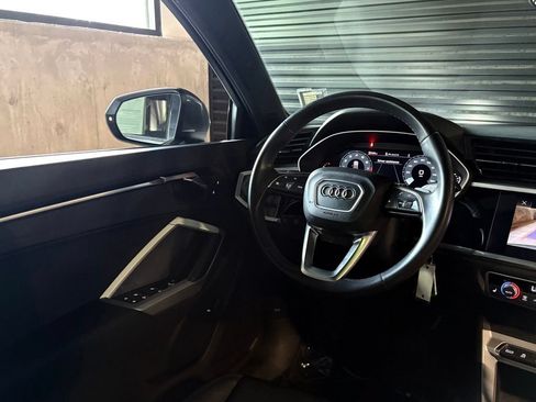 Used 2022 Audi Q3 2.0T Premium AWD/4WD image 16