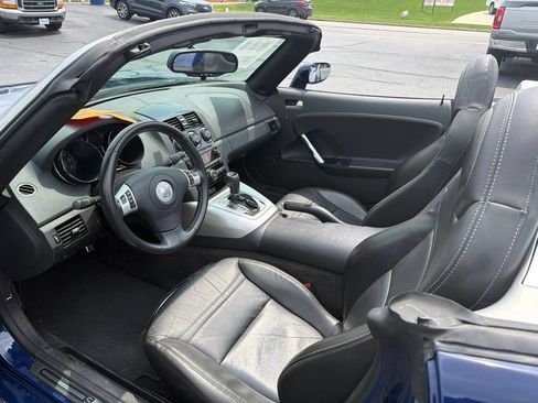 Used 2009 Saturn Sky w/ Premium Trim Package RWD image 8