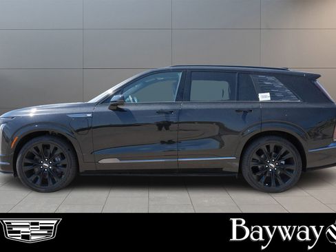 New 2026 Cadillac Vistiq Platinum w/ LPO, Floor Liner Package image 4