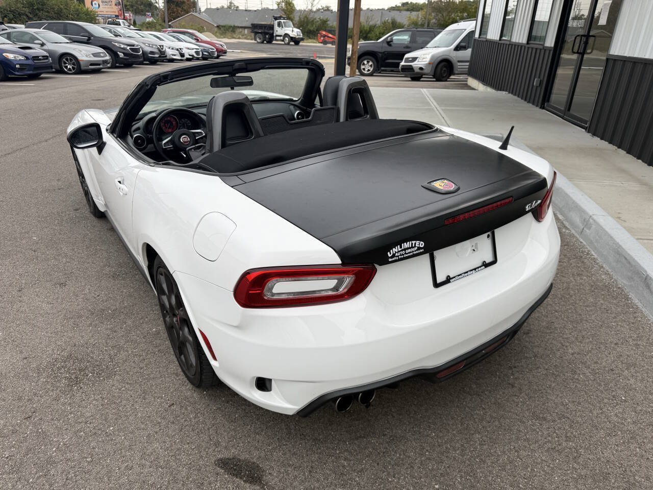 Used 2017 FIAT 124 Spider Abarth RWD image 16